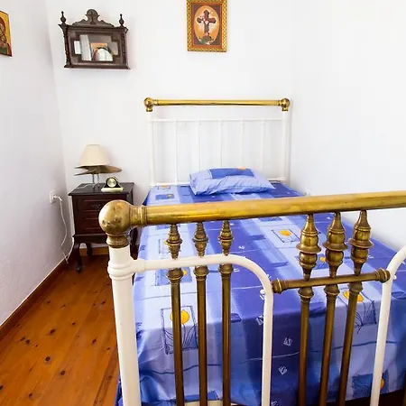 House Eutuxia Petali * Apollonia